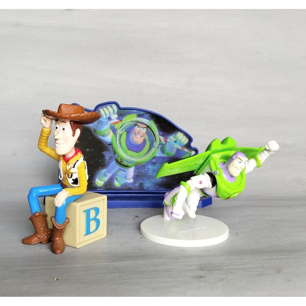 TOY STORY...BUZZ  LIGHTYEAR & WOODY