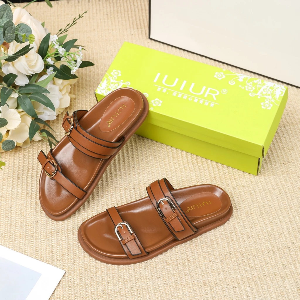รองเท้าแตะผู้หญิงสไตล์คลาสสิก รัดส้นหนา นุ่มสบาย สีดำ/ขาว/น้ำตาล เหมาะกับทุกโอกาส IU222