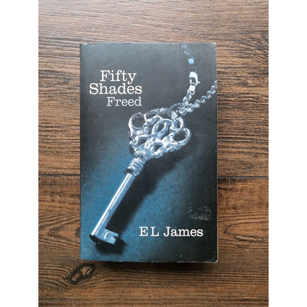 [หนังสือมือสอง!!!] Fifty Shades Freed - EL James (English version)