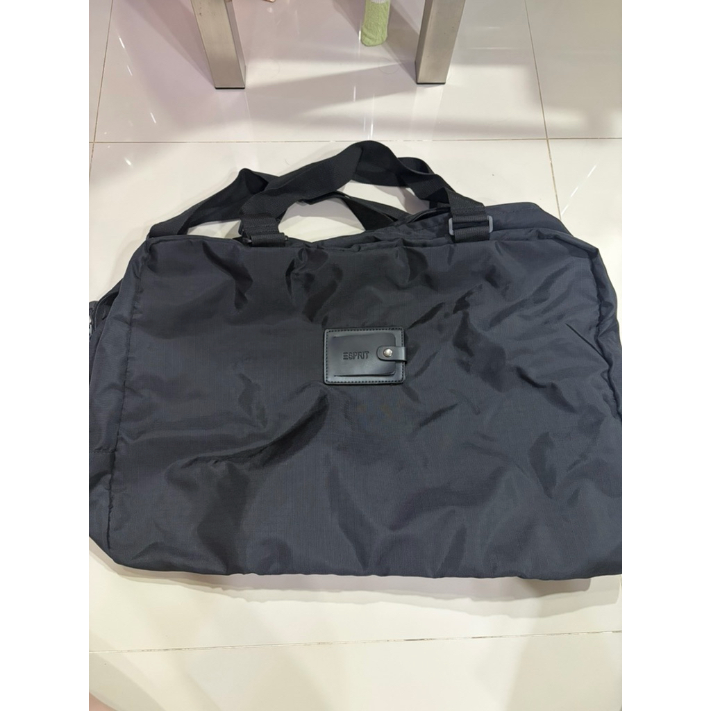 กระเป๋าเดินทางใหญ่ ยี่ห้อEsprit