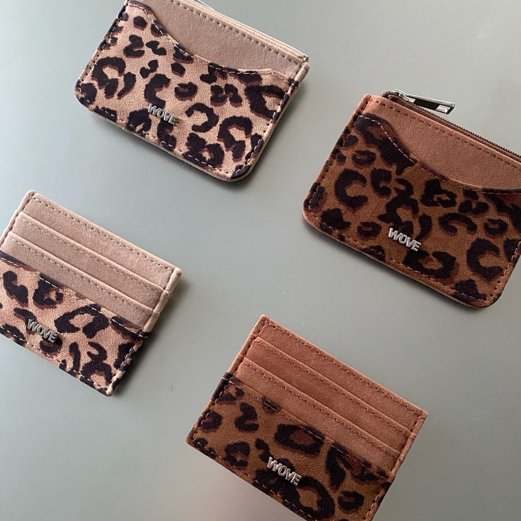 WOVE - Card holder fur กระเป๋าใส่บัตร ขนสัตว์เทียมลายเสือดาว ลายวัว