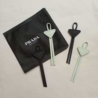 พวงกุญแจหนัง PRADA (BEAUTY) ของแท้ใหม่มือ 1 พร้อมส่ง