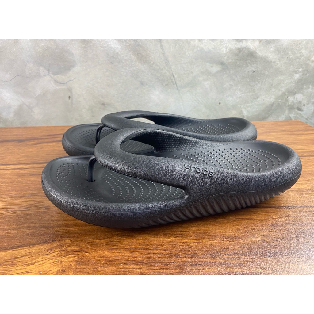 Crocs แท้100%มือสอง สภาพดีมาก ไซส์ M7/W9 EU40 ✅ส่งฟรี