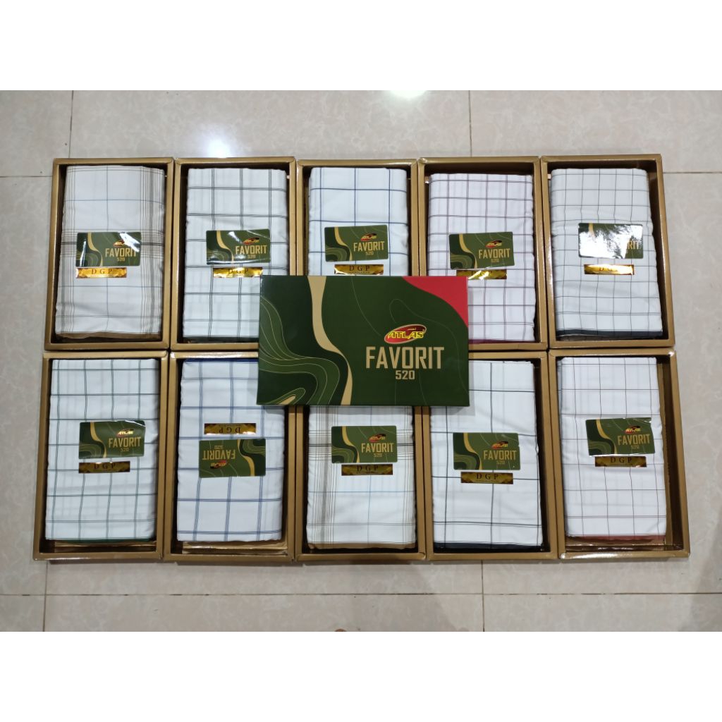 ผ้าโสร่งผู้ชายแบร์นATLAS FAVORIT ขาวลายตาราง เนื้อผ้าดีซับน้ำไม่ลื่น เย็บแล้ว พร้อมกล่อง