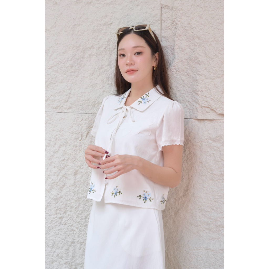 ร229 โทนสีขาว “บิงซูเซท ”🌸 เซทเสื้อเชิ้ตทรงปล่อย ปักลายดอกไม้ถูกโบว์ได้ #ผ้าคอตตอนพรีเมี่ยมปักนิ่มฝุดๆ