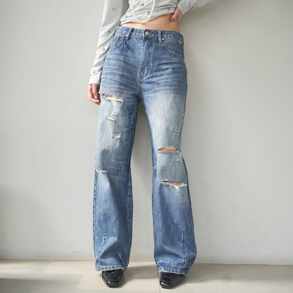 AMUSE BKK :  Morley Ripped Jeans กางเกงยีนส์ขาดเซอร์เอวต่ำ ทรงกระบอกตรง (กรุณาอ่านไซส์ให้ละเอียดก่อนสั่ง)