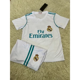 เสื้อบอลเด็กแขนสั้น ทีมเรอัลมาดริดเบอร์7ชื่อโรนัลโด้ใหม่ล่าสุด ปี2026เสื้อ+กางเกง