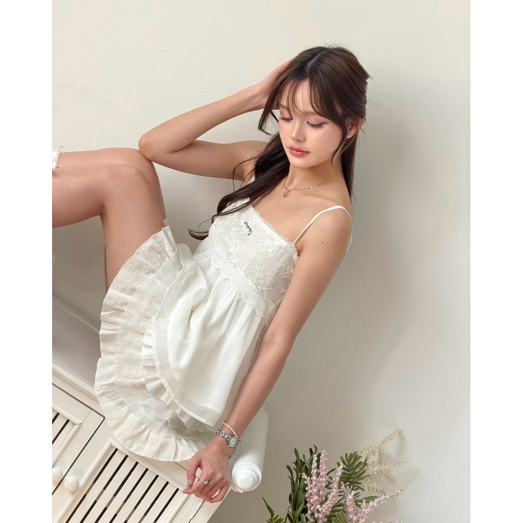 พร้อมส่ง Lola lace skirt – Everymay กระโปรงสั้นเลเยอร์แต่งลูกไม้ – โปรปัง