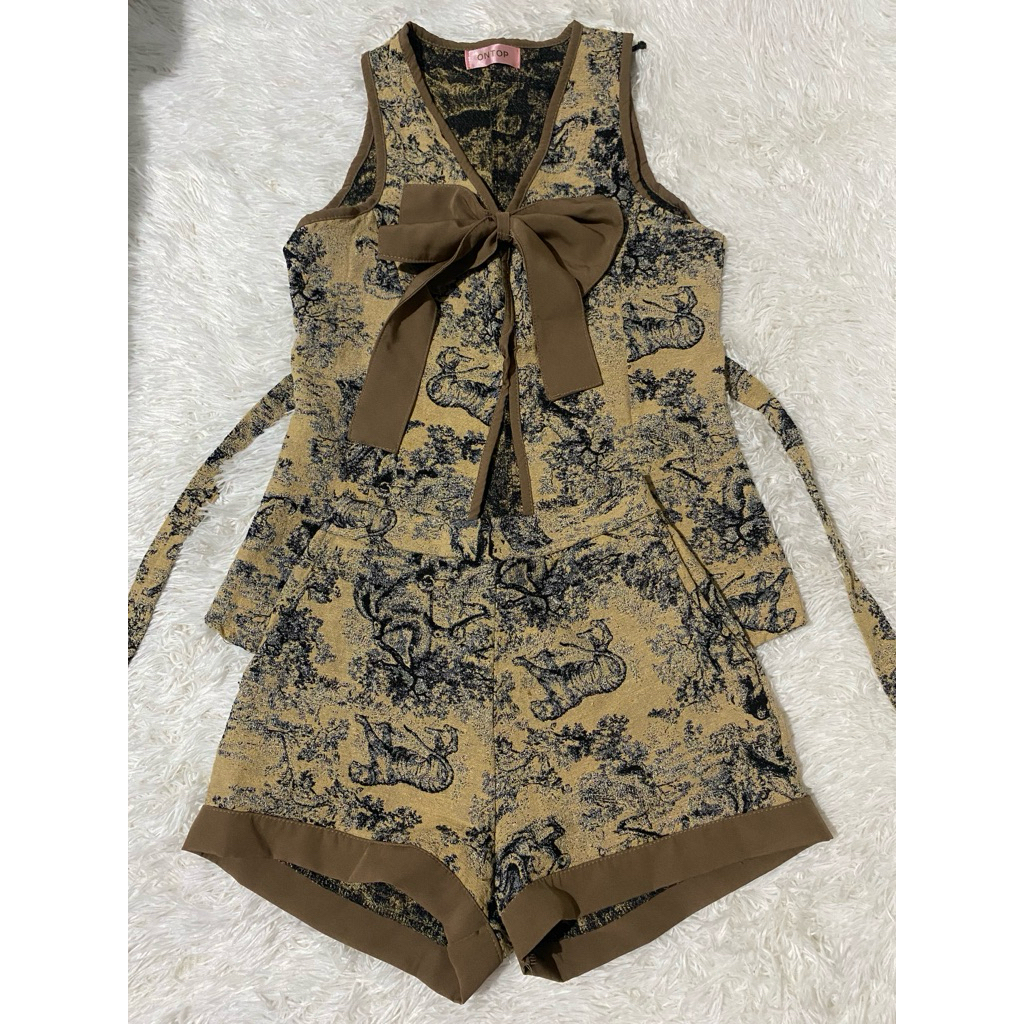 ชุดเซทป้าย  ontop  สภาพใหม่