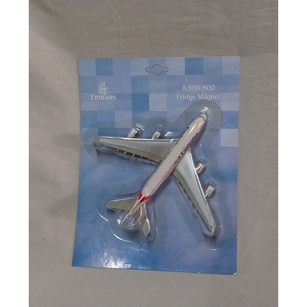 แม่เหล็กติดตู้เย็นรูปเครื่องบินแอร์บัส A380-800