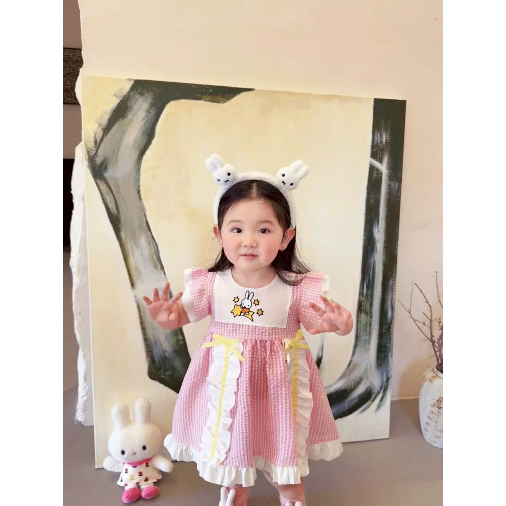 ✅พร้อมส่ง 👧🏻ชุดเดรสเด็กผู้หญิง กระต่าย Miffy สก็อตชมพูทูโทน แขนระบายแต่งโบว์ มีซิปหลัง น่ารักตะมุตะม