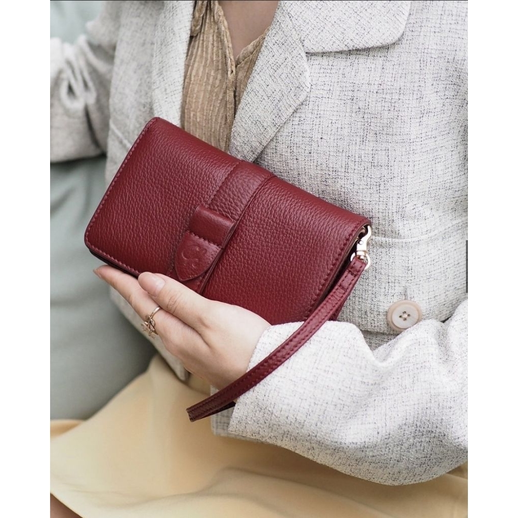 charin bagกระเป๋าตังสีแดง