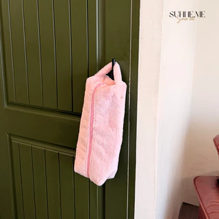 Sunne.me | Long Fluffy Pouch with handle | กระเป๋าจัดเก็บเครื่องลอนผมและเครื่องหนีบผม ทรงยาวอเนกประสงค์แบบมีหูจับ