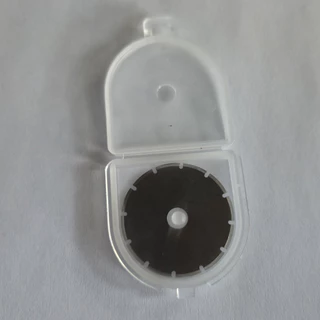 (พร้อมส่ง🇹🇭) Rotary cutter ตัดเส้นปรุ ตัดคูปอง ตัดรอยฉีก ลูกกลิ้งตัดผ้า,กระดาษ,หนัง ตัดเส้นปรุและเรียบได้ 28mm/45mm