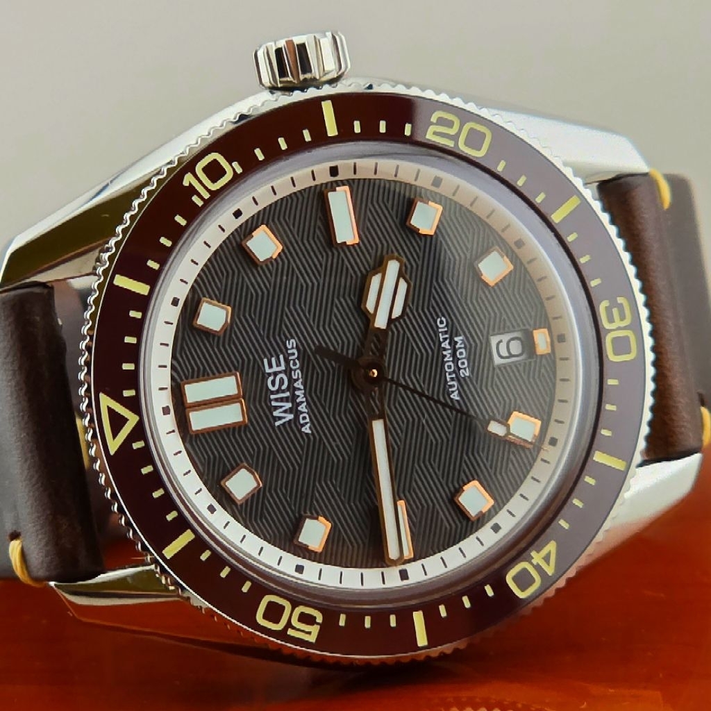 นาฬิกา WISE Adamascus รุ่น AD820A