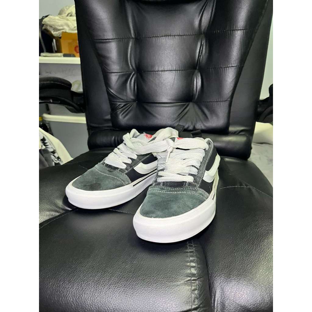 Vans Knu Skool shoes (ไซส์41)