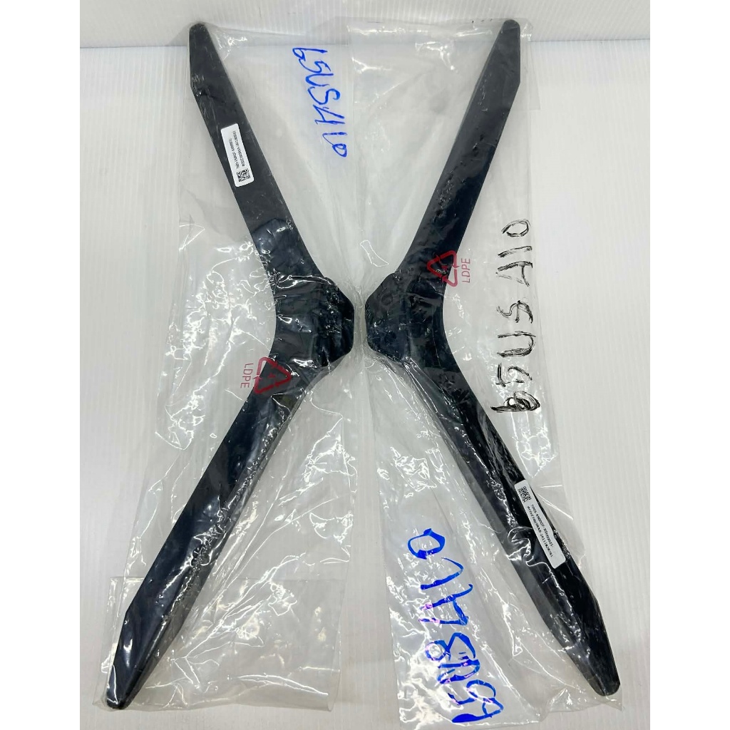 ขาทีวี ACONATIC รุ่น 65US410AN เป็นของไหม่ นะครับ พร้อมน๊อต (จำนวน1คู่)