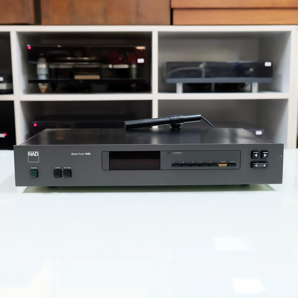 Tuner NAD 4150 AM/FM Stereo Tuner