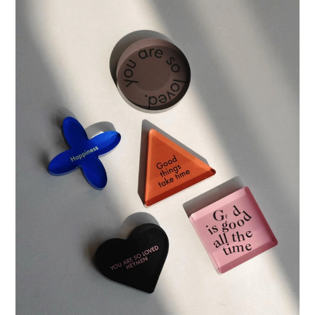 พร้อมส่ง 💛🌈✨ "Little Joy Magnet" แม่เหล็กตกแต่ง + positive message + ดีไซน์สีสด รูปทรงน่ารัก