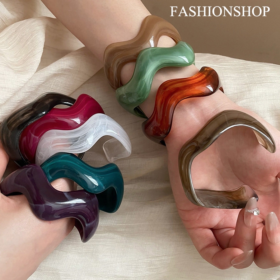 bracelet กำไลข้อมือ แฟชั่น ins วินเทจ เทศกาลสงกรานต์ เทศกาลน้ำ ชายหาด ไปทะเล มีหลายสีให้เลือก ส่งเร็ว COD