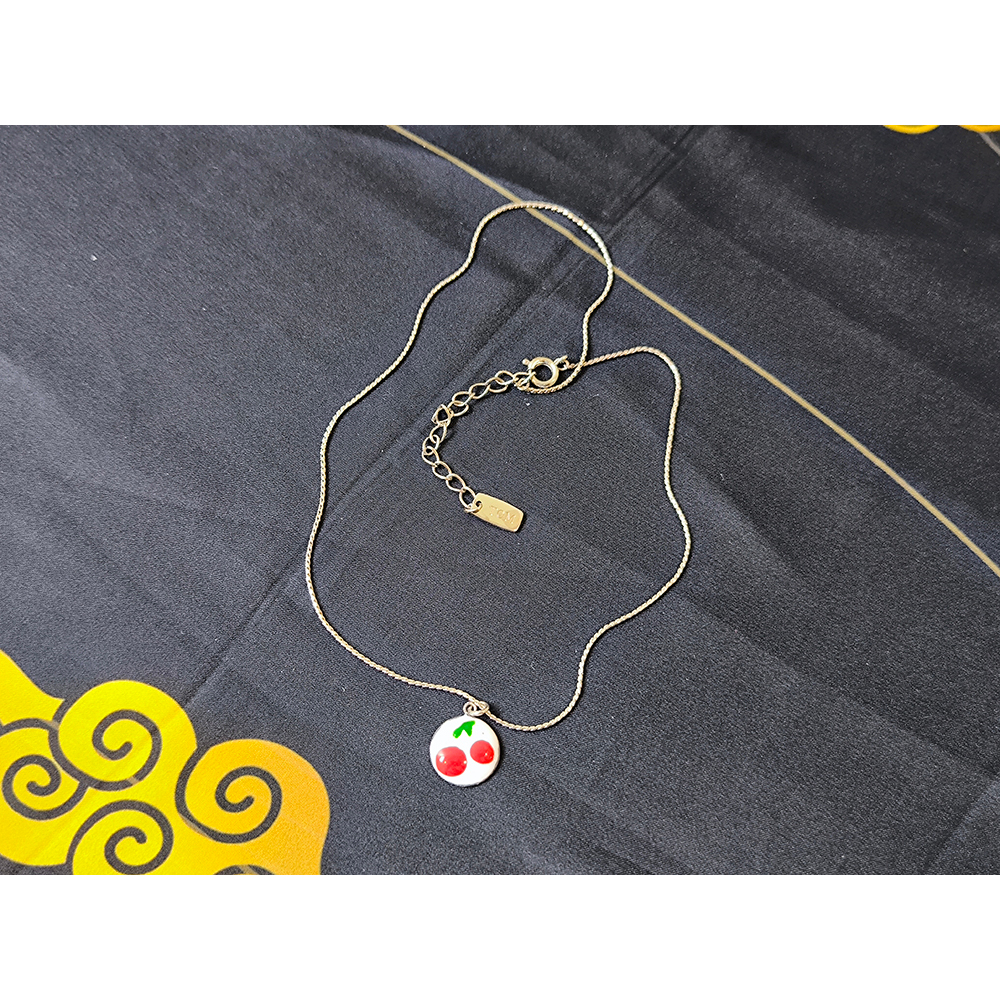 สร้อยคอจี้รูปเชอร์รี่ลงยา TCM  มือสอง แฟชั่นสตรีสินค้านำเข้าจากประเทศญี่ปุ่น