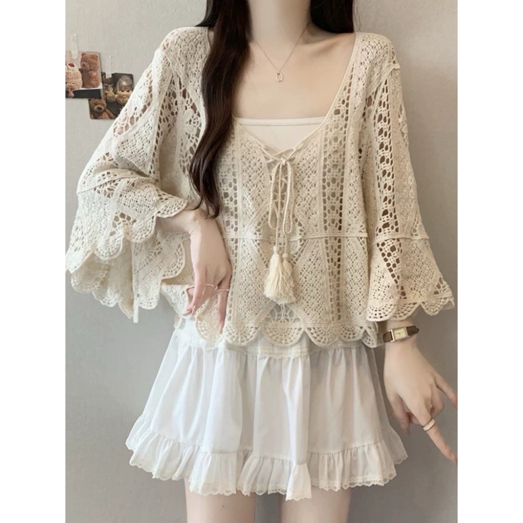 เสื้อไหมพรมถักลูกไม้ แขนสามส่วน ปลายแขนกระดิ่ง