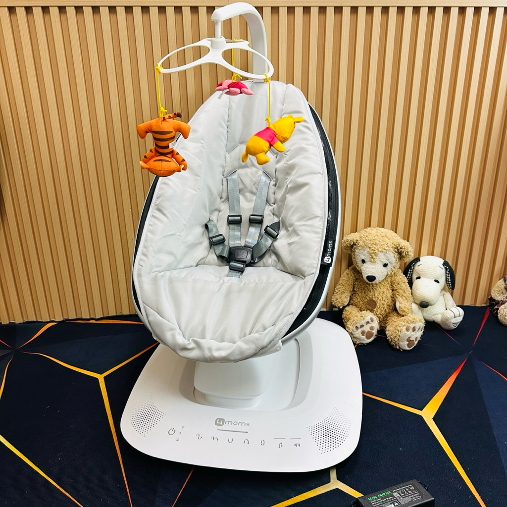 🇺🇸 เปลกล่อมเด็กยอดฮิต 4moms mamaRoo Baby Swing สี Grey Classic 🌈✨ รุ่นใหม่ล่าสุด US Version