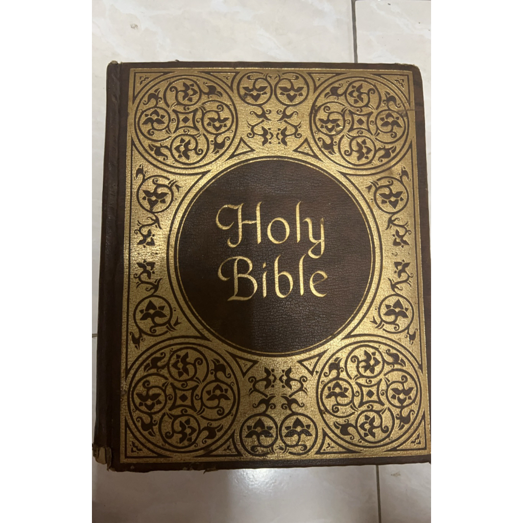 holy bible kjv เล่มใหญ่มากมือสอง
