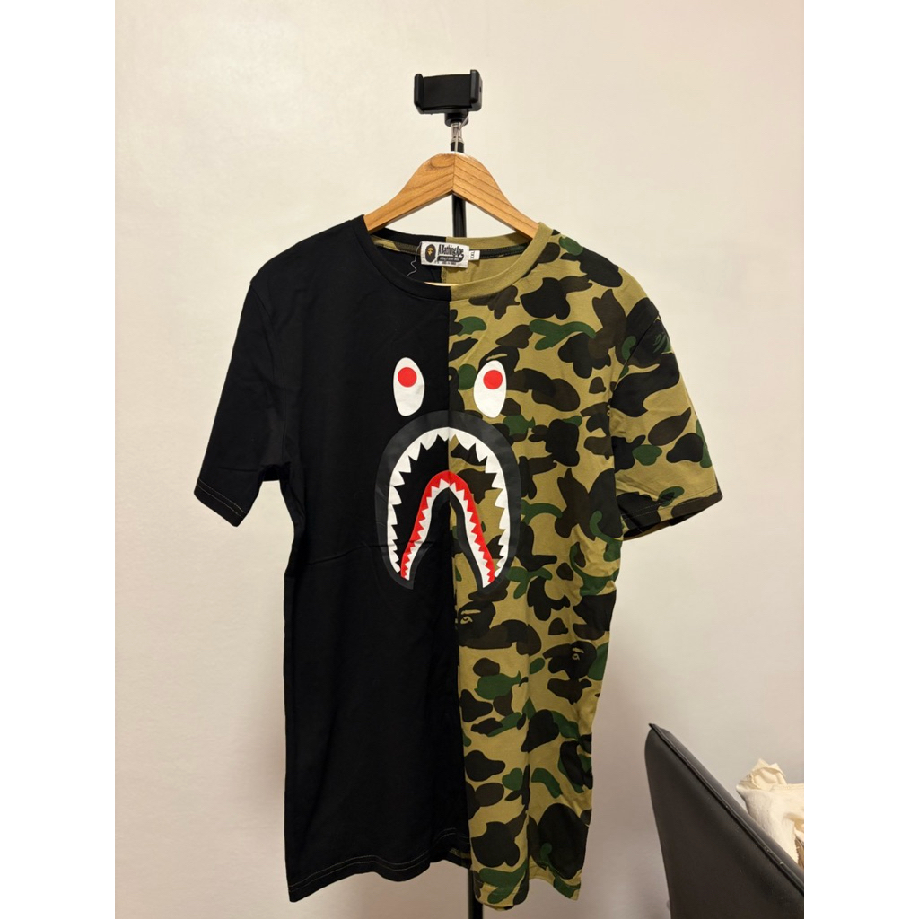 เสื้อมือสอง แบรนด์ A Bathing Ape (BAPE)