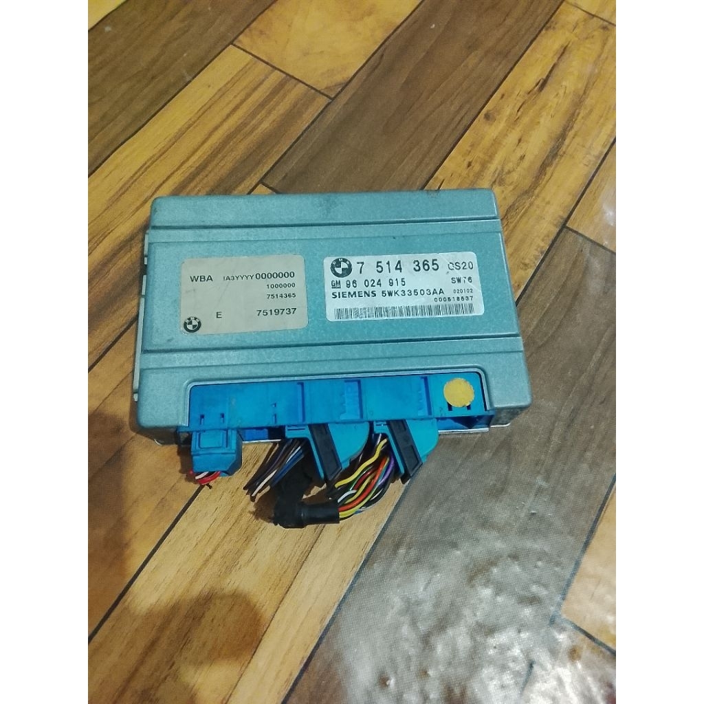 กล่องเกียร์ ถอดแท้ รับประกันกล่องควบคุมเกียร์
BMW:E46 E39 (เครื่องยนต์ M52)