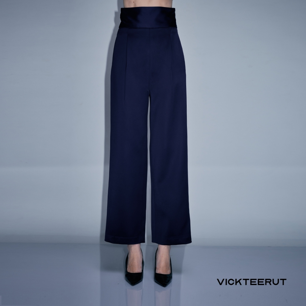 VICKTEERUT High Waist Trousers with Zip Detail กางเกงขายาว เอวสูง ตกแต่งซิป