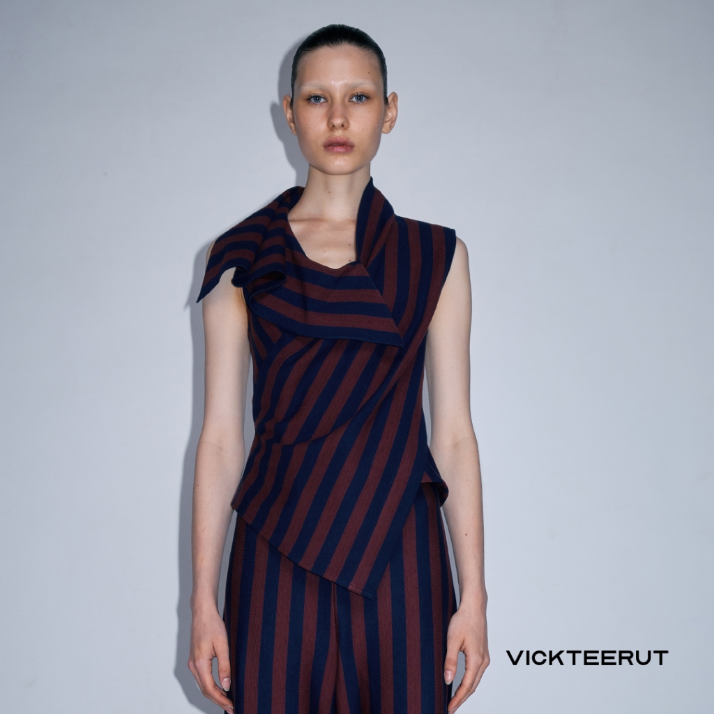 VICKTEERUT Sleeveless Draped Striped Blouse เสื้อแขนกุด ลายทาง จับเดรป
