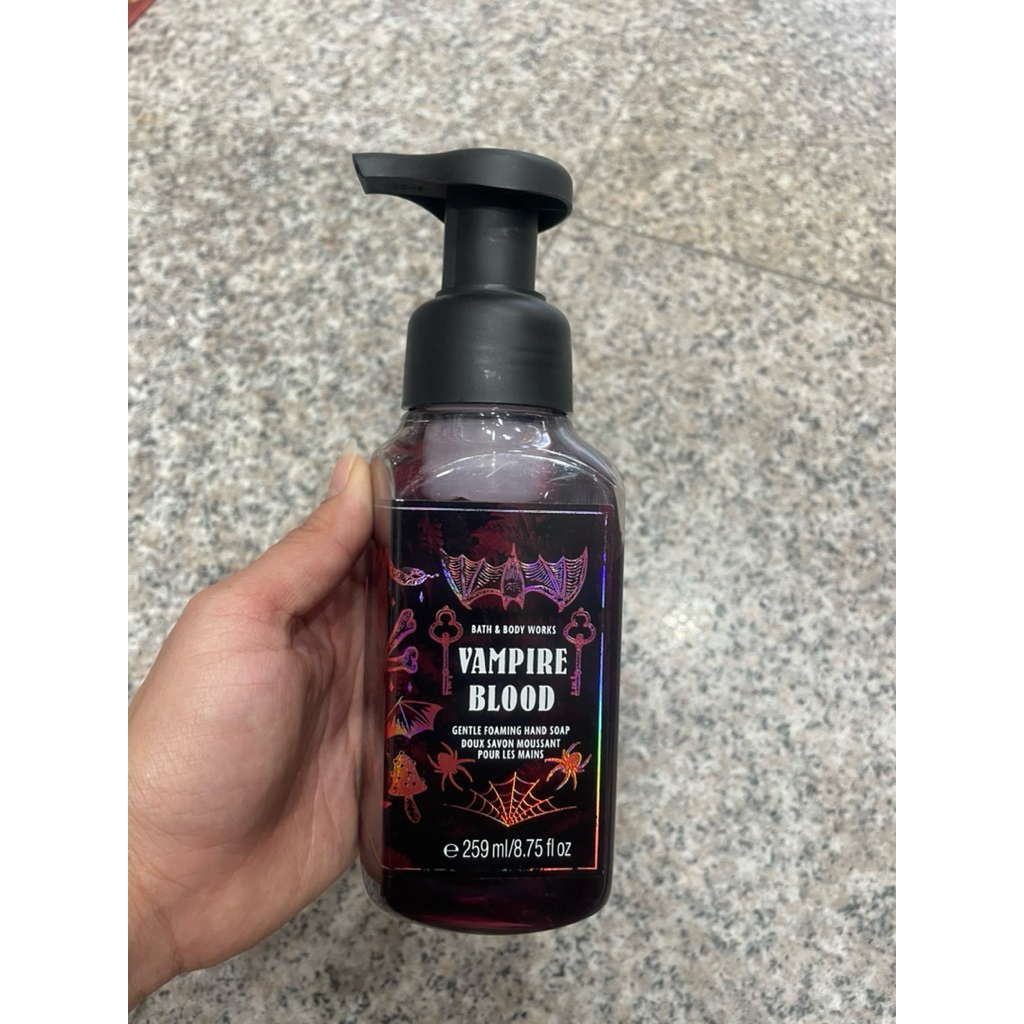 Vampire Blood Gel Hand Soap Bath & Body Works 259ml.