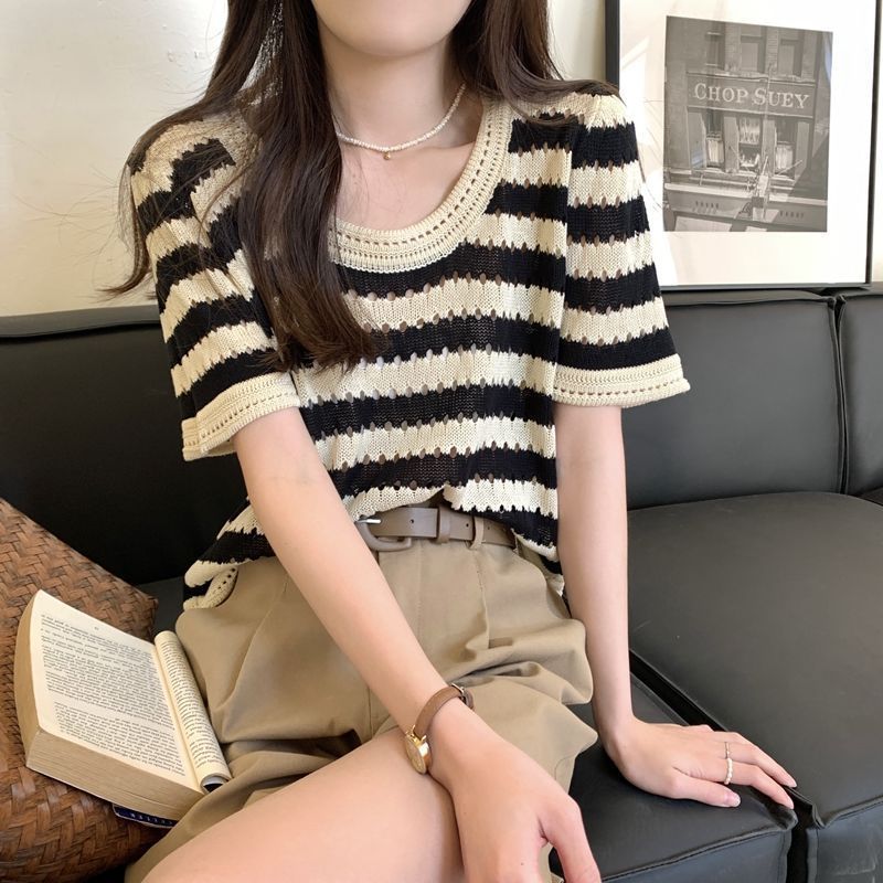 เสื้อตาข่าย เสื้อถักไหมพรม แขนสั้น เสื้อถักแฟชั่นสตรี ลายทางกว้าง สำหรับเทศกาลสงกรานต์ ใส่สบาย ราคา ถูกที่สุด ดีลบีเคเค แกลเลอรีภาพที่ 2