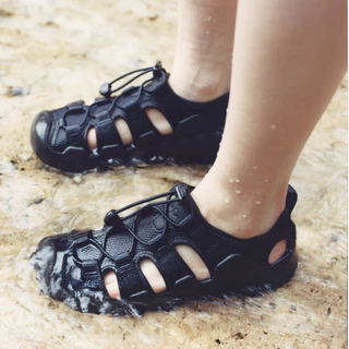 Keen รองเท้าผู้หญิง รุ่น Women's HYPERPORT H2 Snow Peak (SP TRIPLE BLACK)
