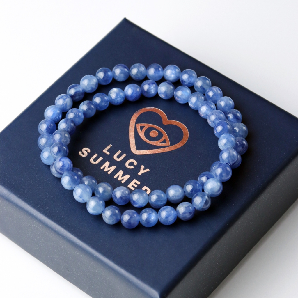 LUCYSUMMER กำไลข้อมือหินแท้  Light Blue Kyanite - ไคยาไนท์ สีฟ้า เกรดพรีเมี่ยม (กำไลหินแท้ รับประกัน