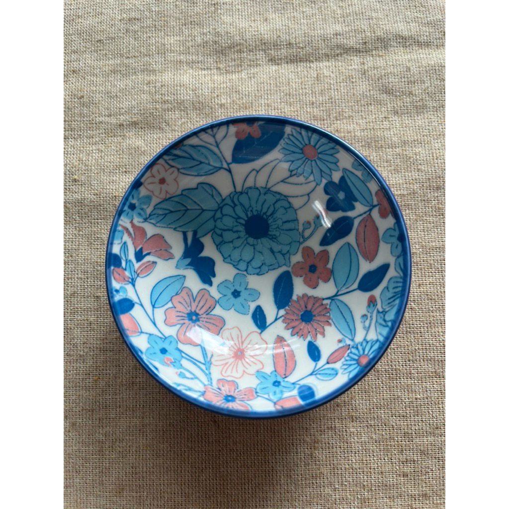 ถ้วย                                        flying tiger