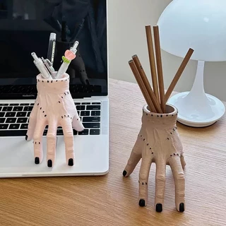 diy50 ที่ใส่ปากกา ของตกแต่ง แต่งร้าน แต่งบ้าน มือเวนส์เดย์ ของฝากตลก แกล้งคน