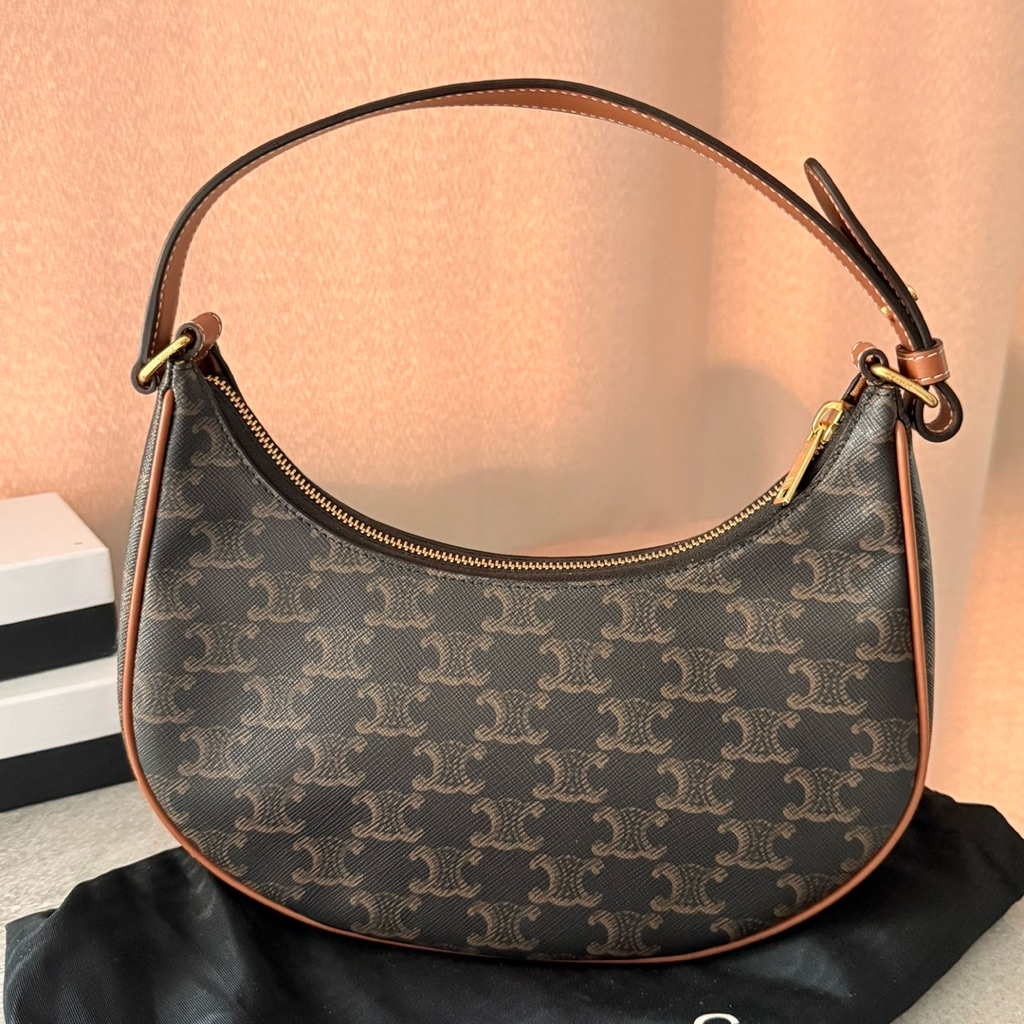 Celine ava medium bag Y.22