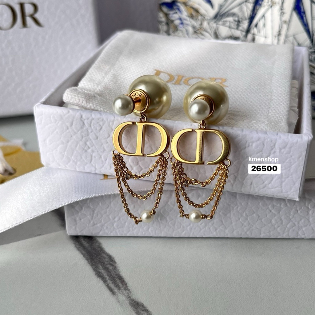 New ต่างหู  Dior พร้อมส่ง