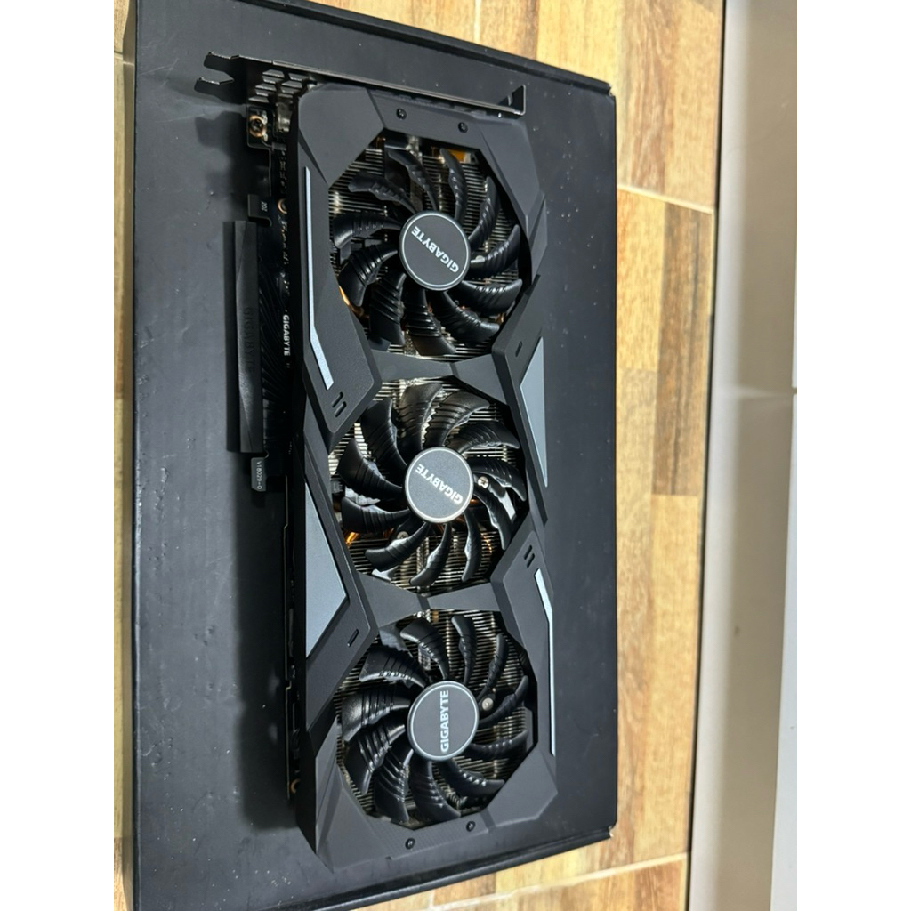 RTX 2080 GIGABYTE GAMING 8G