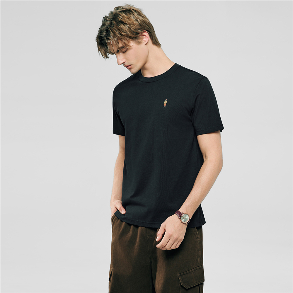 GIORDANO เสื้อยืดแขนสั้นผู้ชาย Men's Slim Classic Man Tee 01026629