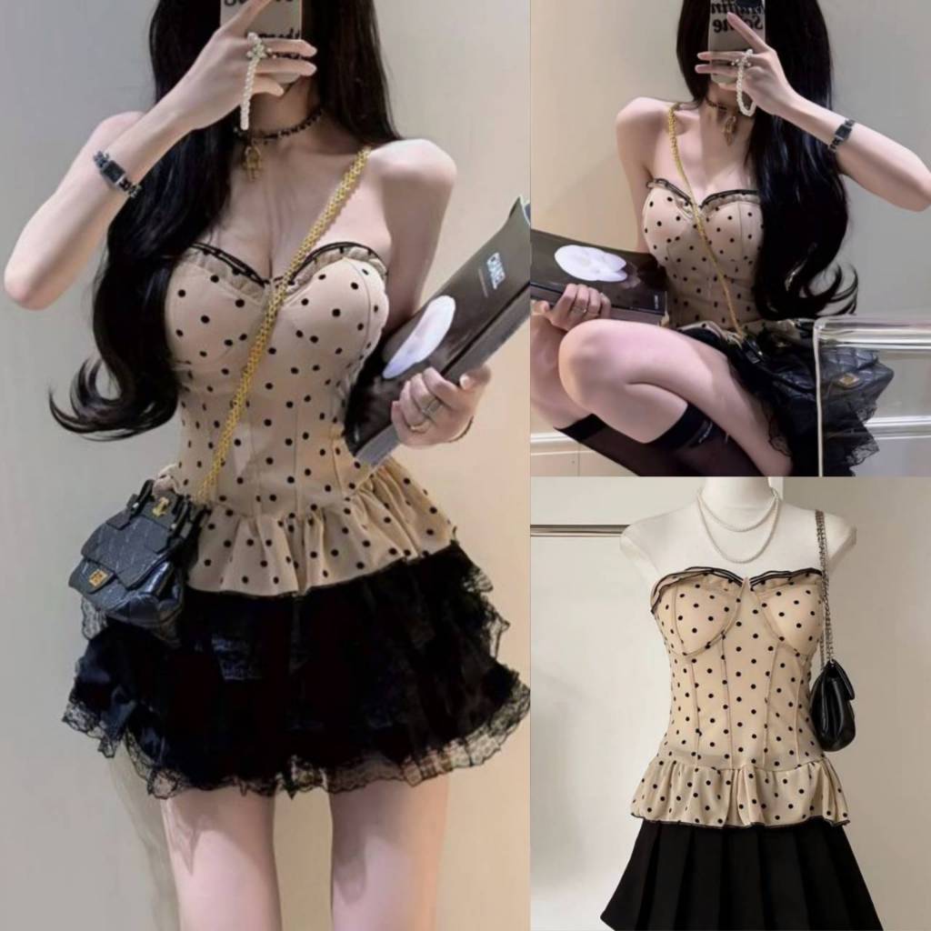 L'nada【พร้อมส่ง】เสื้อเกาะอกลายจุดชายระบาย เพิ่มความน่ารักและพรางหุ่น มีสีเดียว (66049-ND)