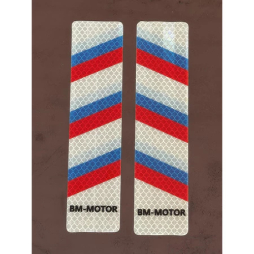 สติ๊กเกอร์เรืองแสง BM MOTOR ติดกล่องท้าย เพิ่มความเด่นชัด 45L / 55L / 65L