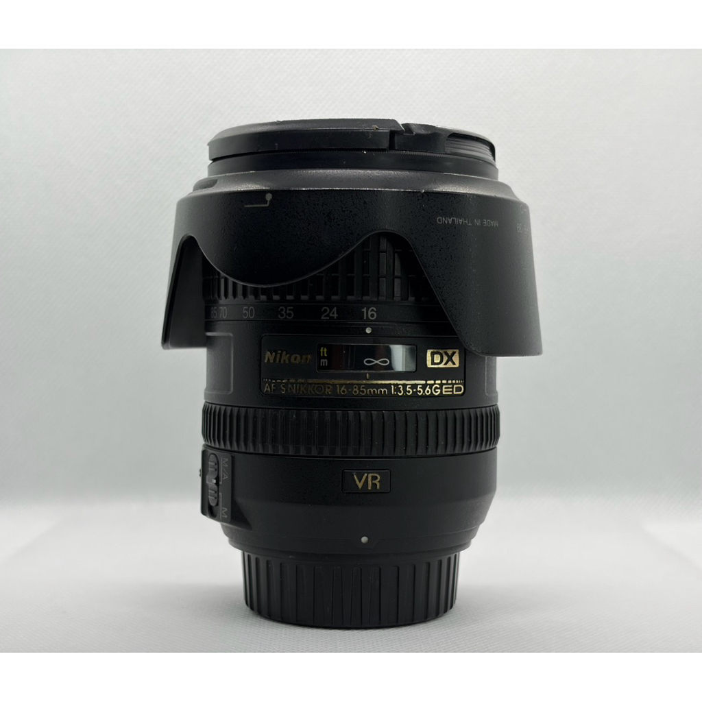 NIKON AF-S 16-85 mm (Wide)