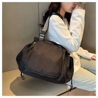 🎒(รุ่น 2026) กระเป๋าถือผู้หญิงขนาดใหญ่ กระเป๋าเดินทางสำหรับสุภาพสตรี จุของเยอะ หลายช่อง จัดเก็บเป็นระเบียบ ดีไซน์ใหม่