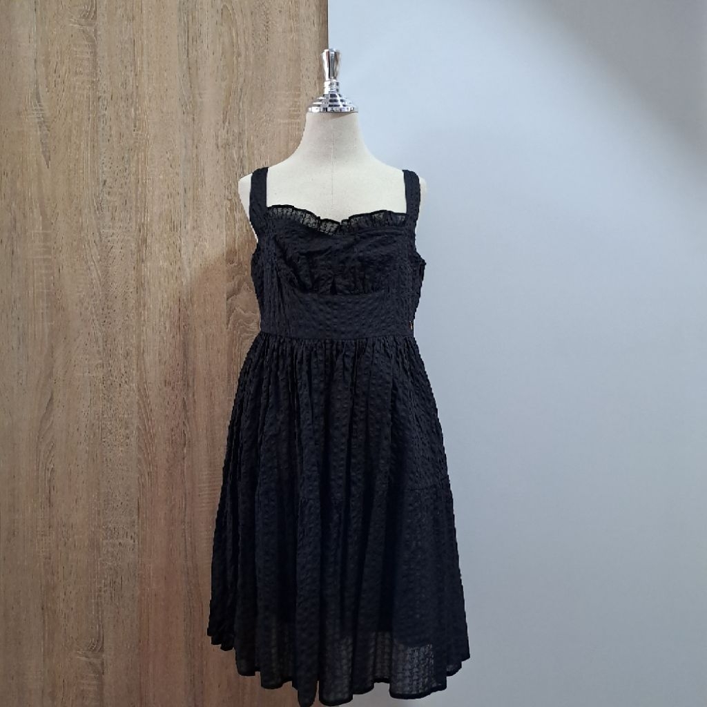 (Used like new) Dress Lyn Around Size XL (34-34-38) เดรสลินอราวนด์