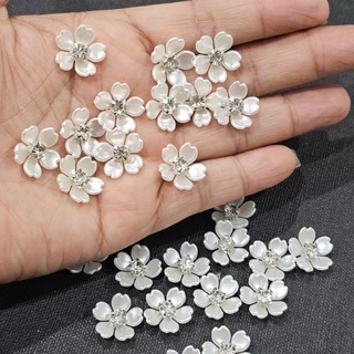 DP23 ดอกไม้ประดับเพชร ขนาด 15 มิล จำนวน 50 ชิ้น
