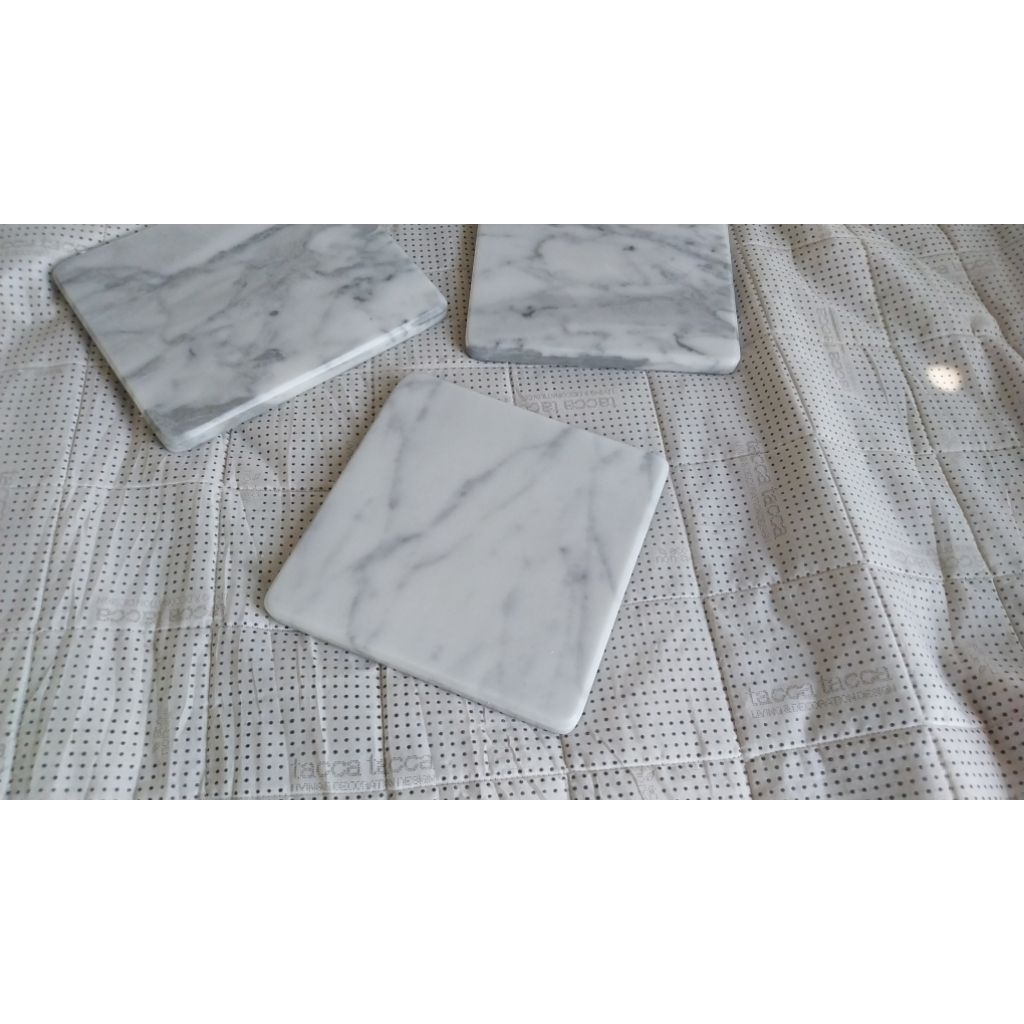 หินอ่อน ขนาด20×20cm. 1แผ่น ลบคมขัดขอบ สวยงาม ใช้ประดับตัดวางสิ่งของ ทำให้สวยดูหรูหราทุกการจัดวาง