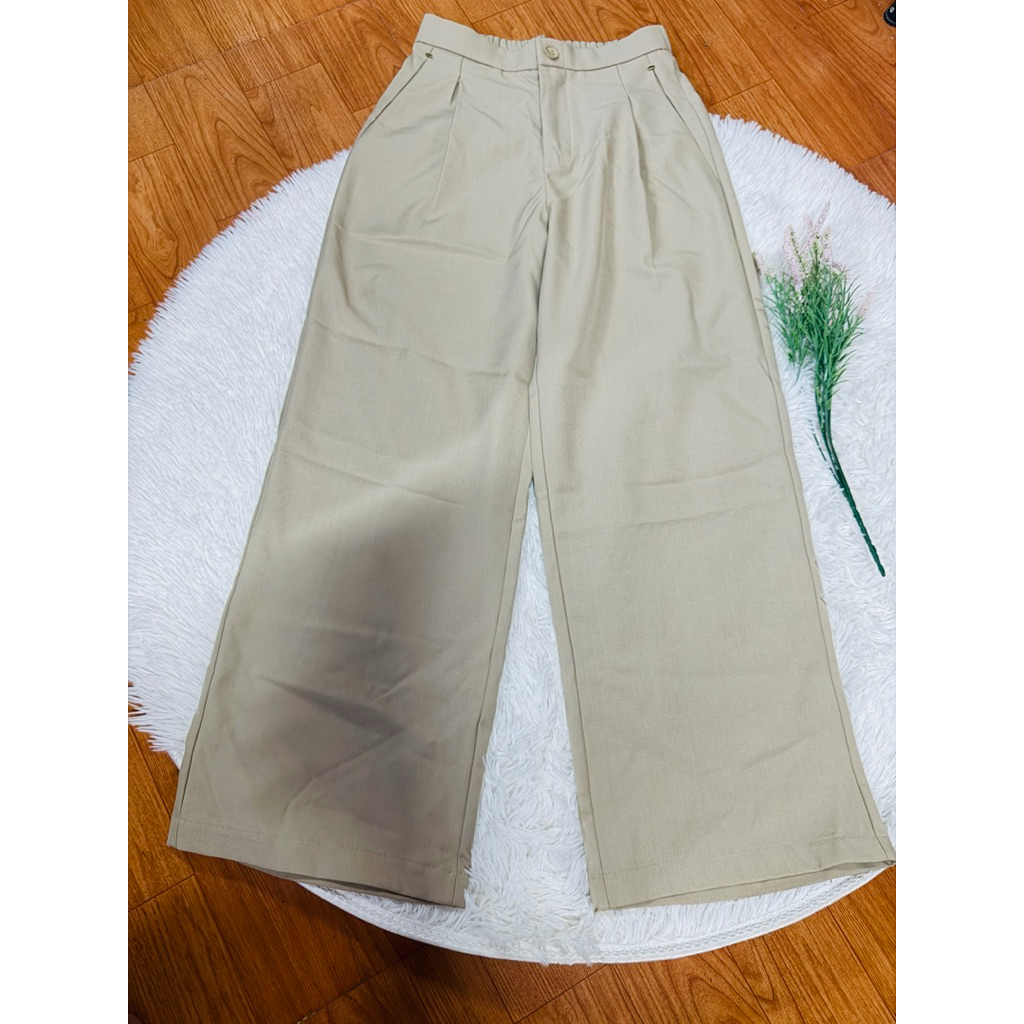 กางเกงสีครีม montipa